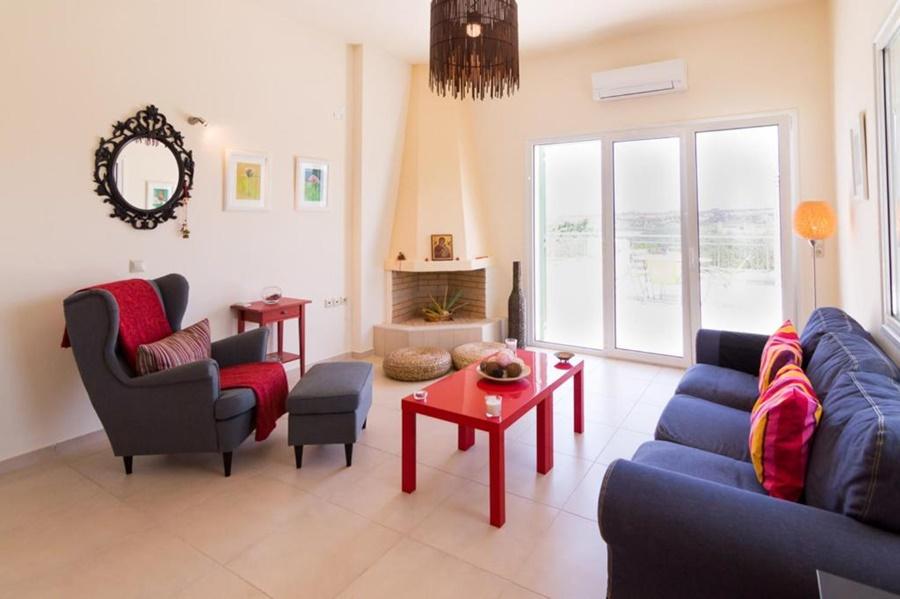 Athena Olive Grove & Estate Holiday home