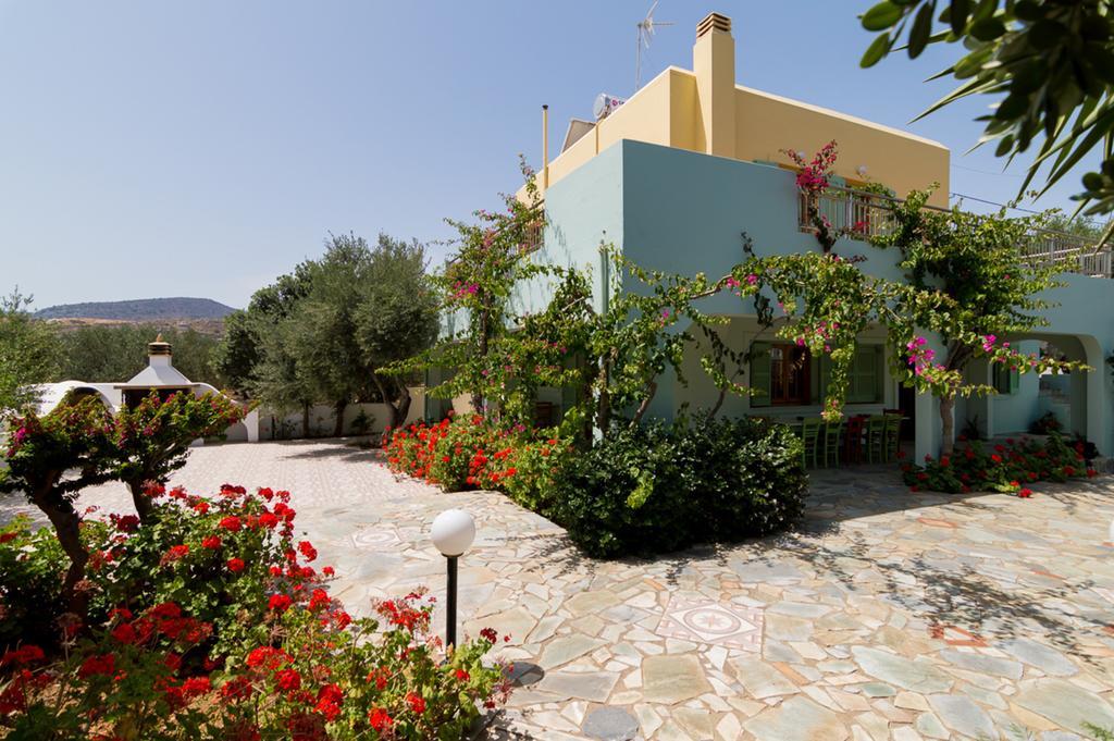 Athena Olive Grove & Estate Holiday home